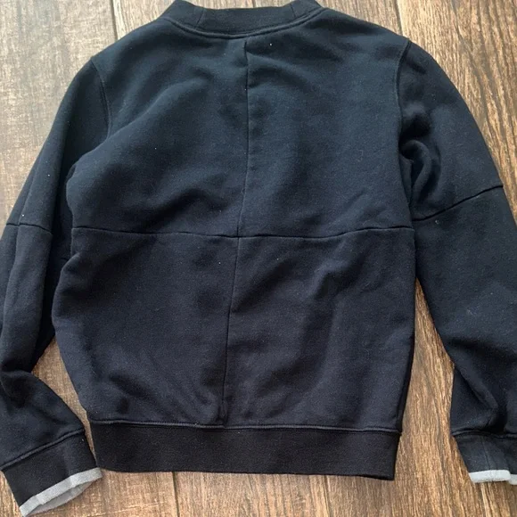 Nike Youth Black Crewneck Sweatshirt Swoosh Logo Pullover Size S - Picture 5 of 5